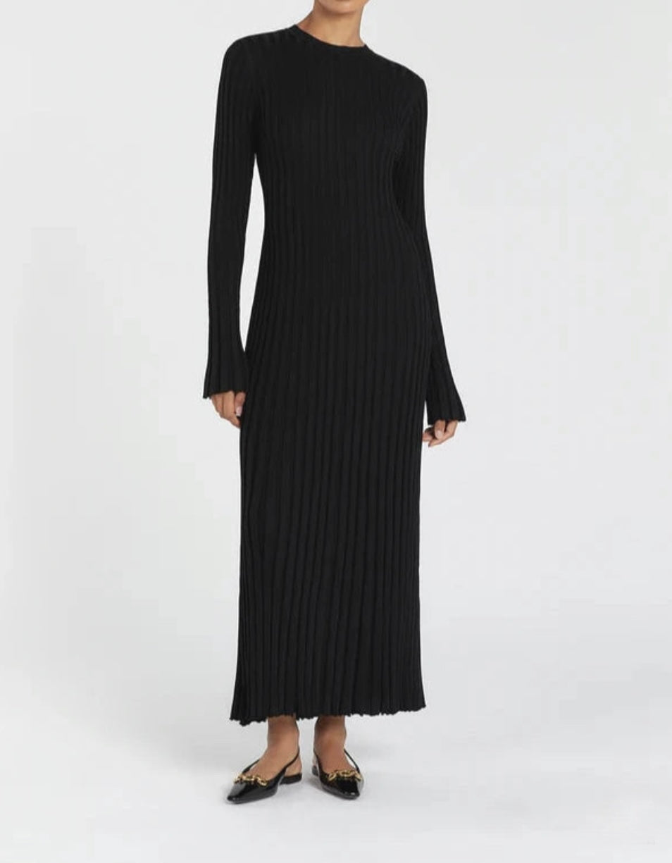 Elegant Midi Dress