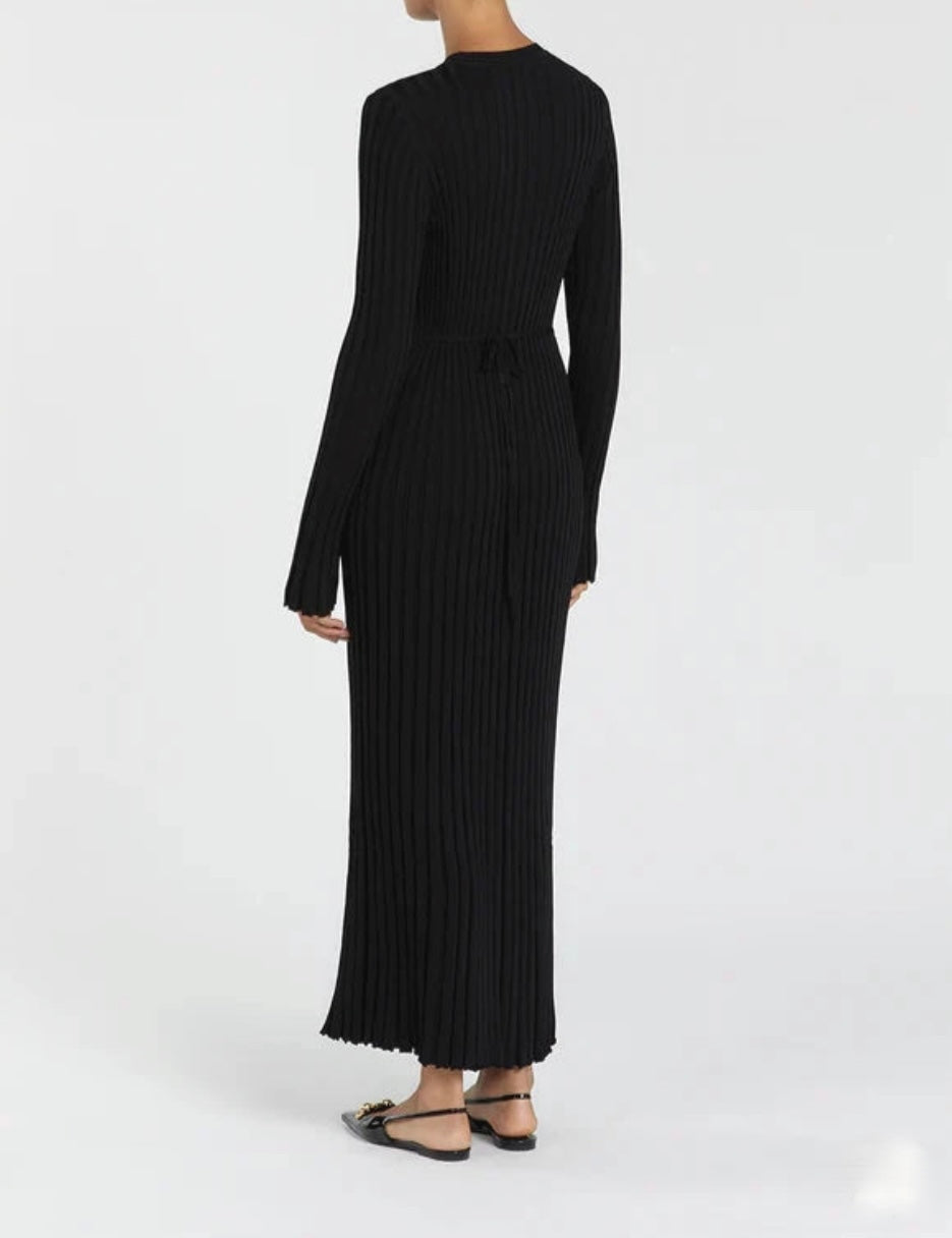 Elegant Midi Dress
